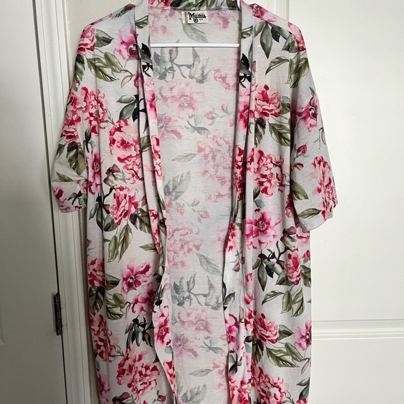 Show Me Your MuMu Pink and Green Floral Wrap - Picture 1 of 3